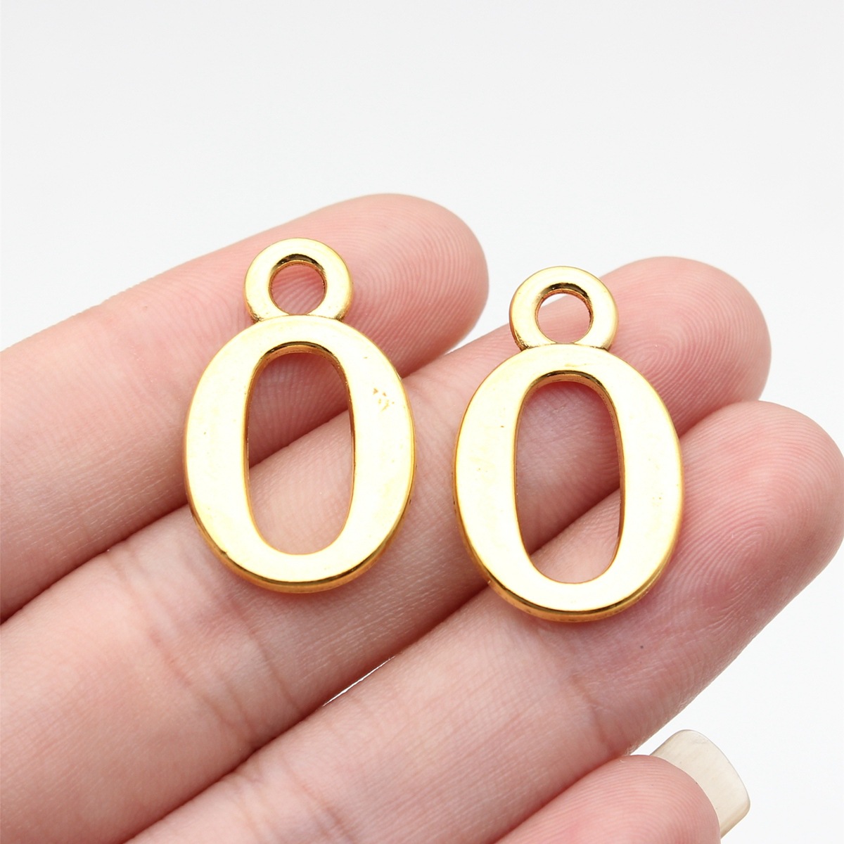 10 Pezzi Ciondoli a Forma di N - Vintage Fashion Stores recensione e prezzo