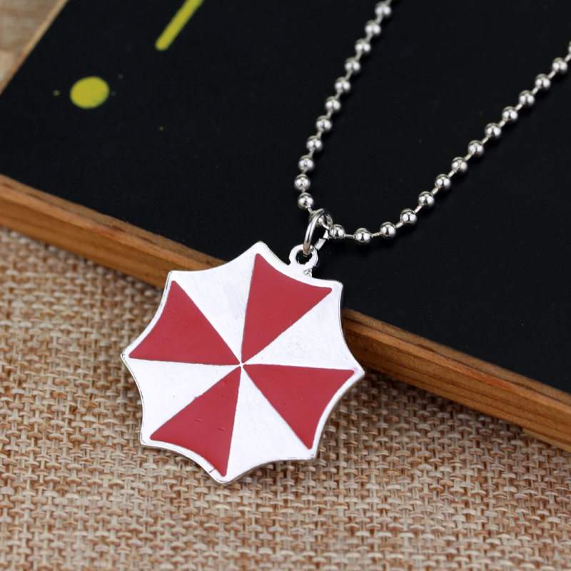 Collana con Ciondolo Ombrello  - Vintage Fashion Enthusiasts recensione e prezzo