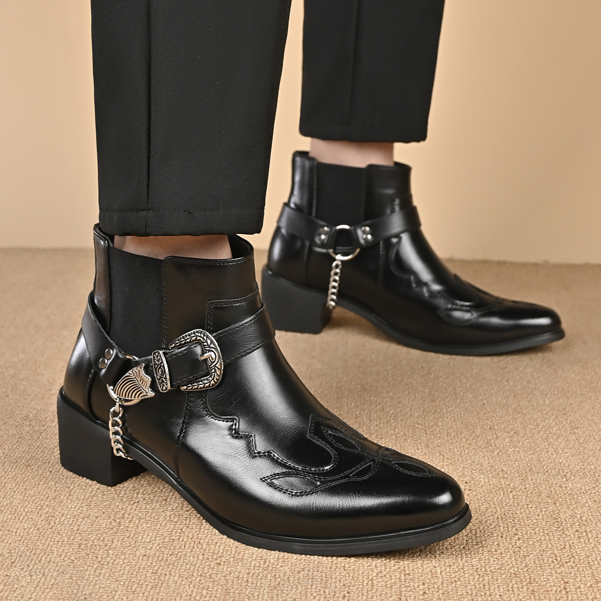 Stivali da Cowboy Vintage da U - Vintage Fashion Enthusiasts recensione e prezzo